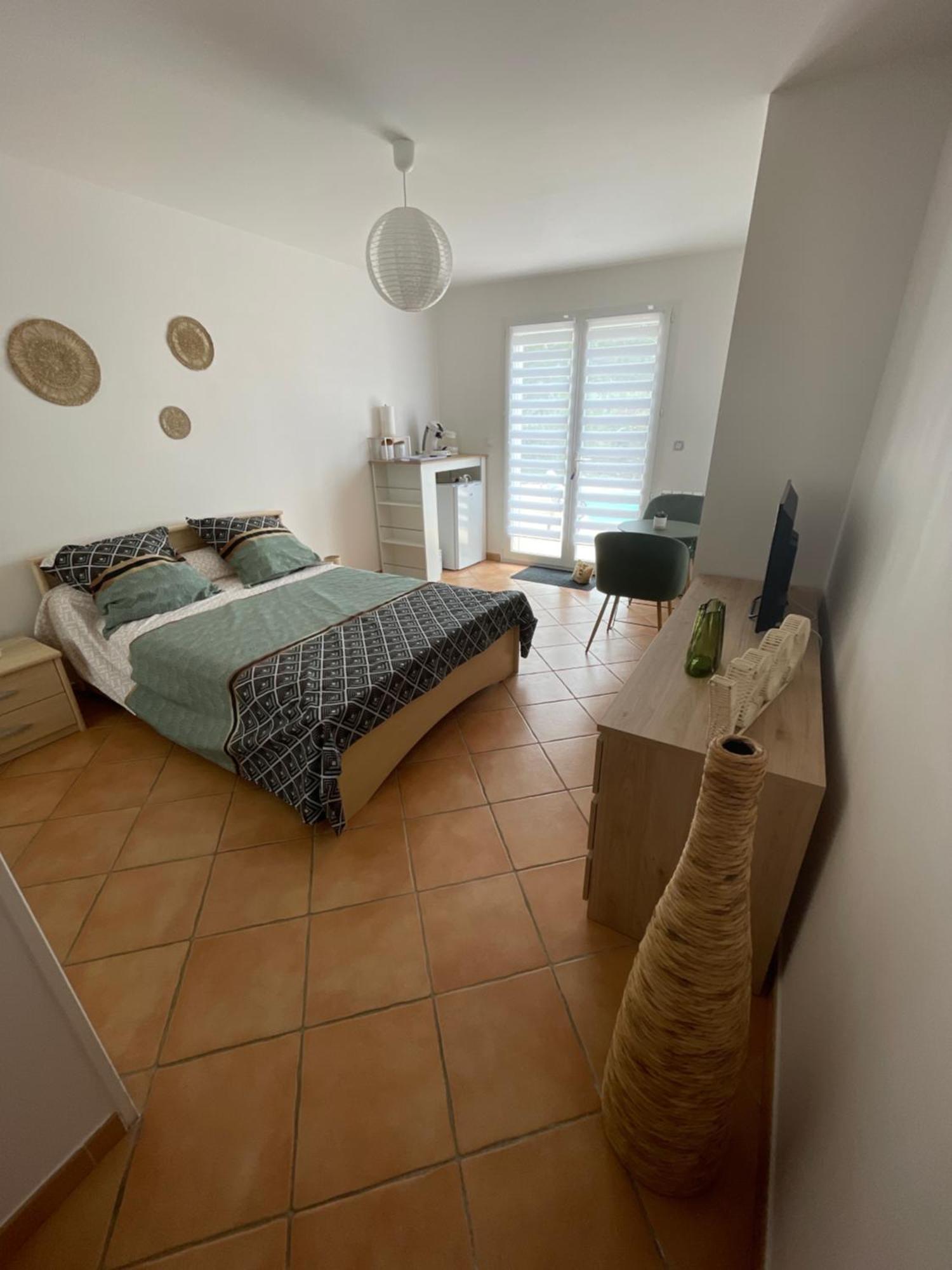 Villa Raphael Régusse 外观 照片